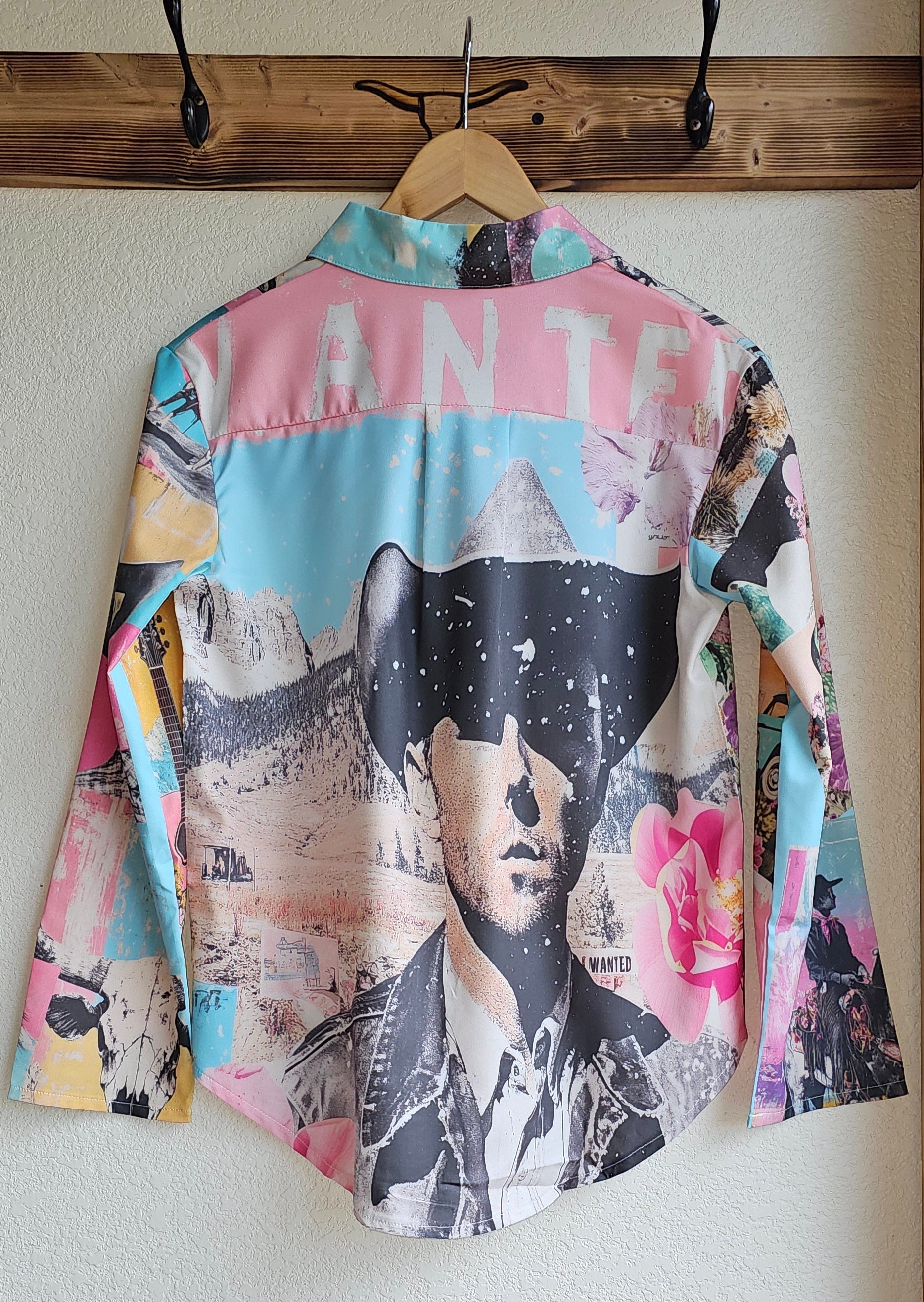 Baha Ranch Wanted Retro Pop Western Vintage Button Up Women's Shirt