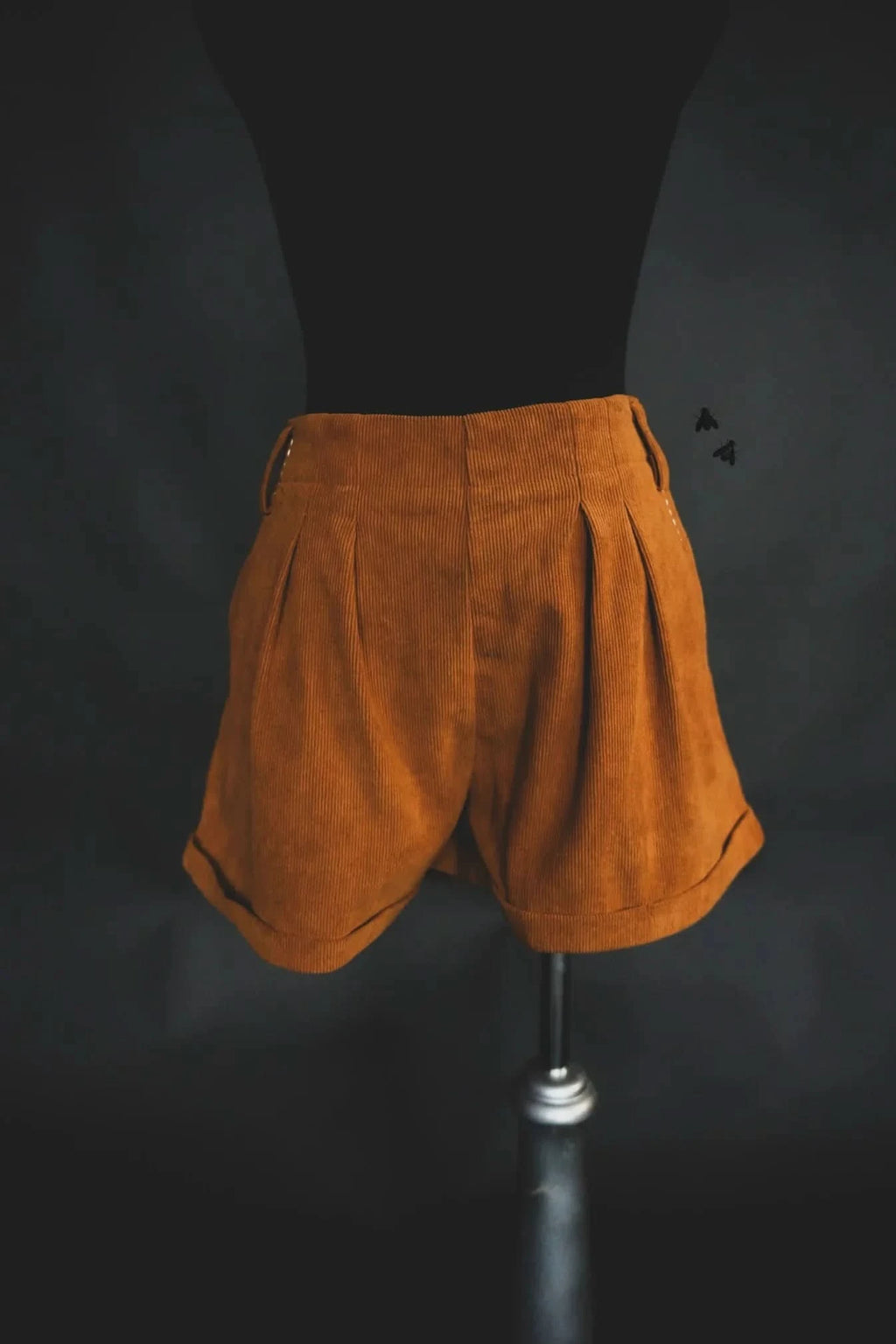 BUCKSTITCH QUEENS SADDLE SHORTS
