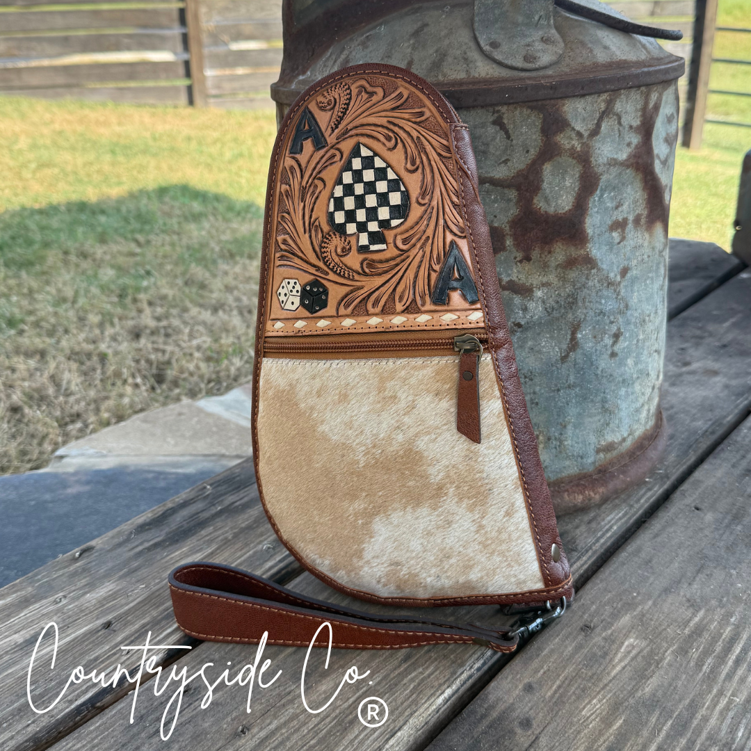 Mesquite Cowhide and Tooled Leather 15" Carry Case