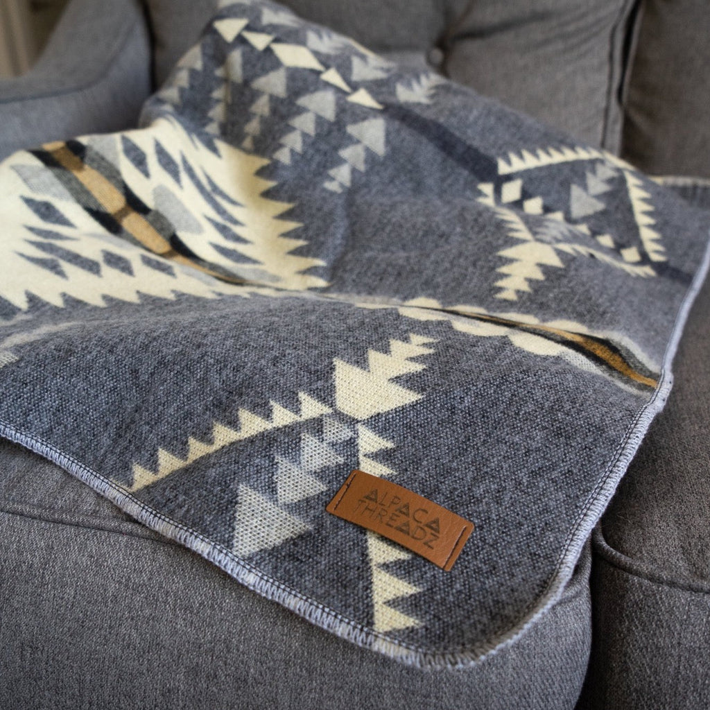 Andean Alpaca Wool Blanket - Cloud
