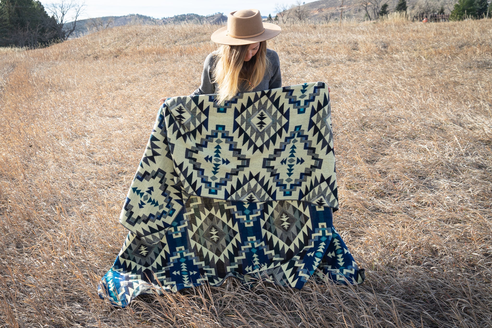 Andean Alpaca Wool Blanket - Blue Chakana