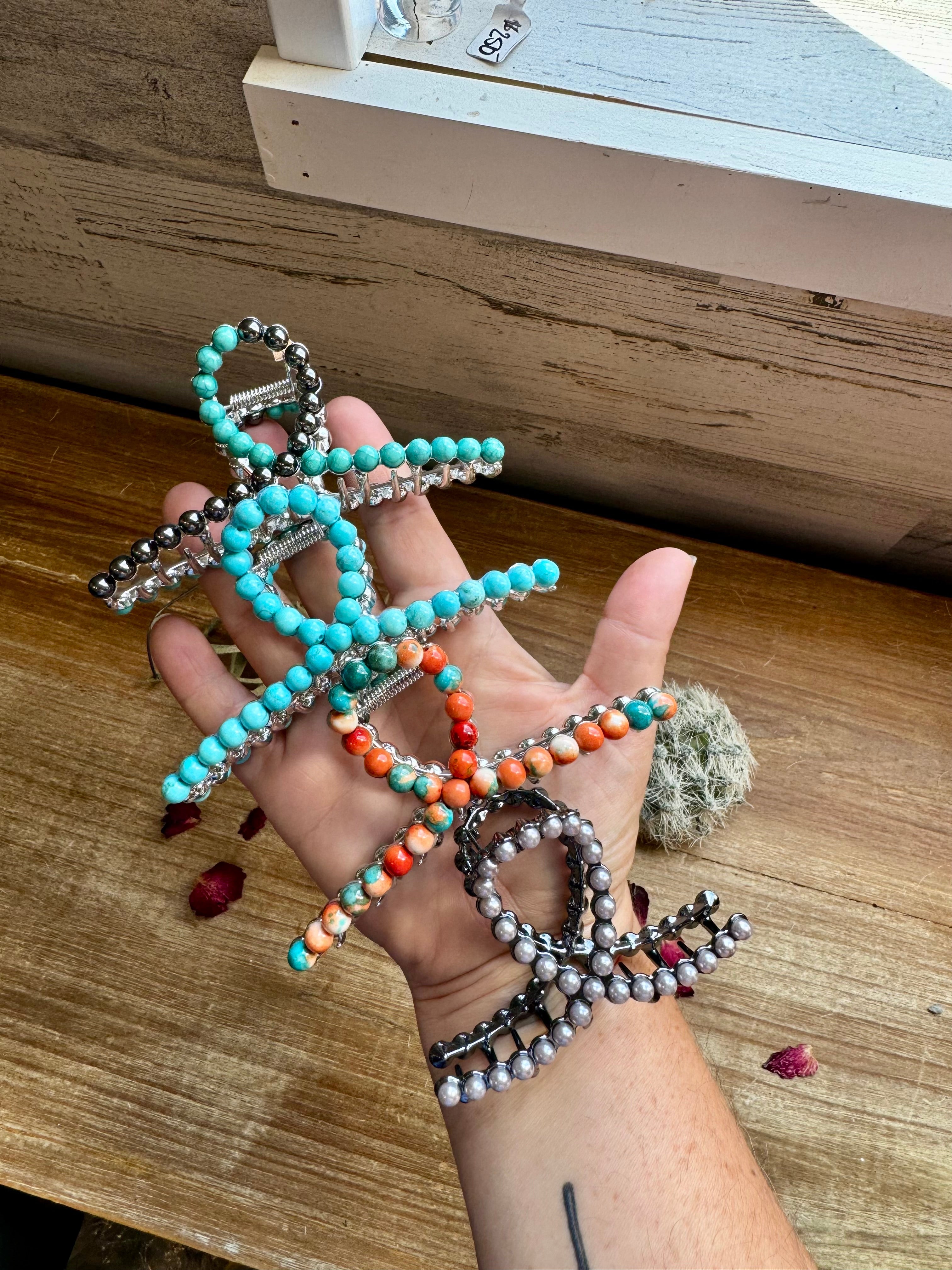 Turquoise and faux pearls Hair Clips