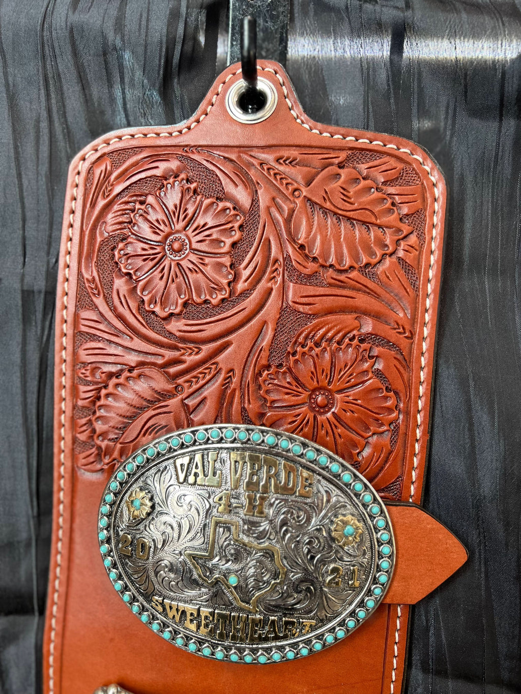 Toast Wild Rose buckle holder