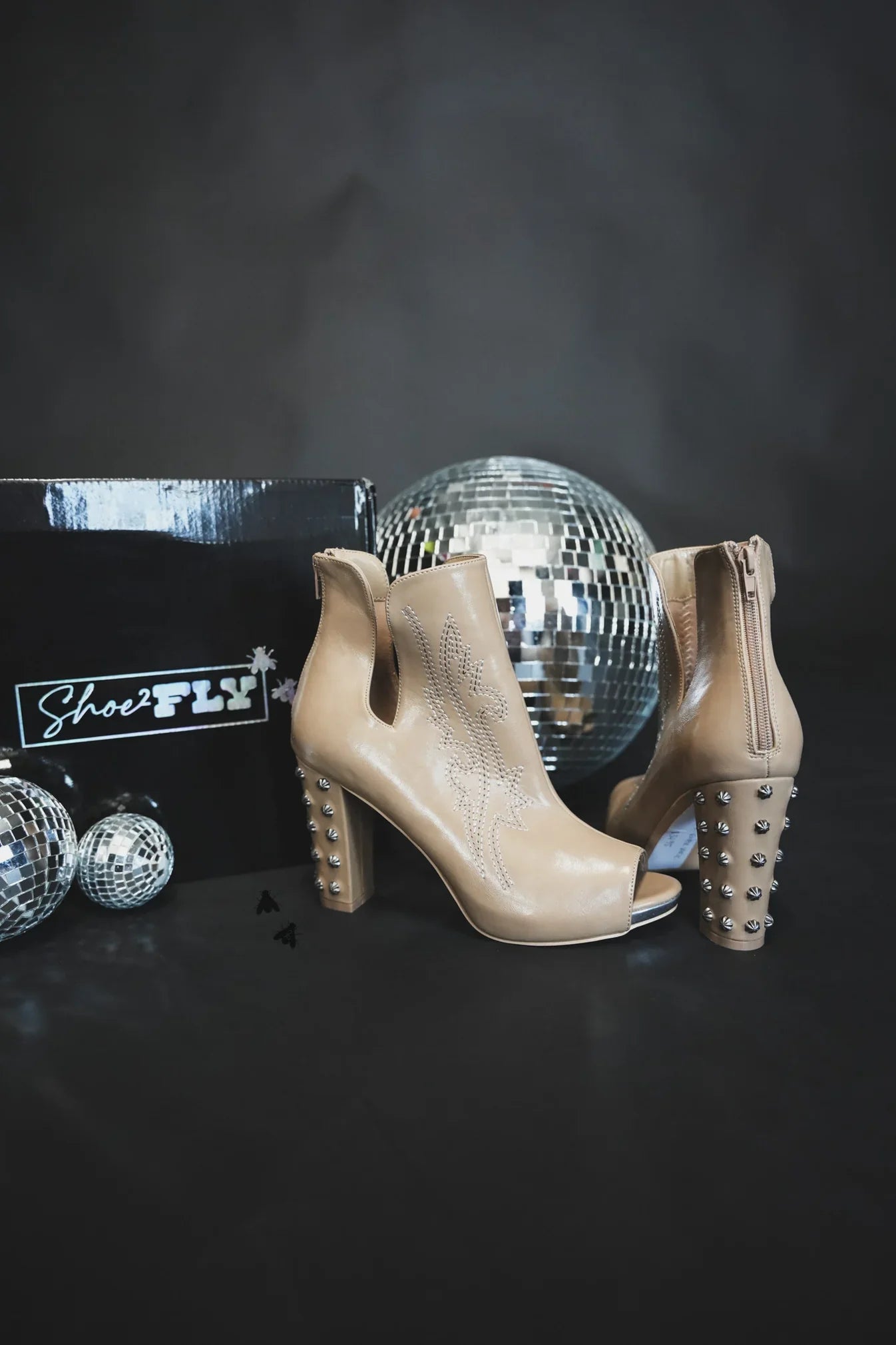 HIGH DEMAND RIVER ROCK HEELS