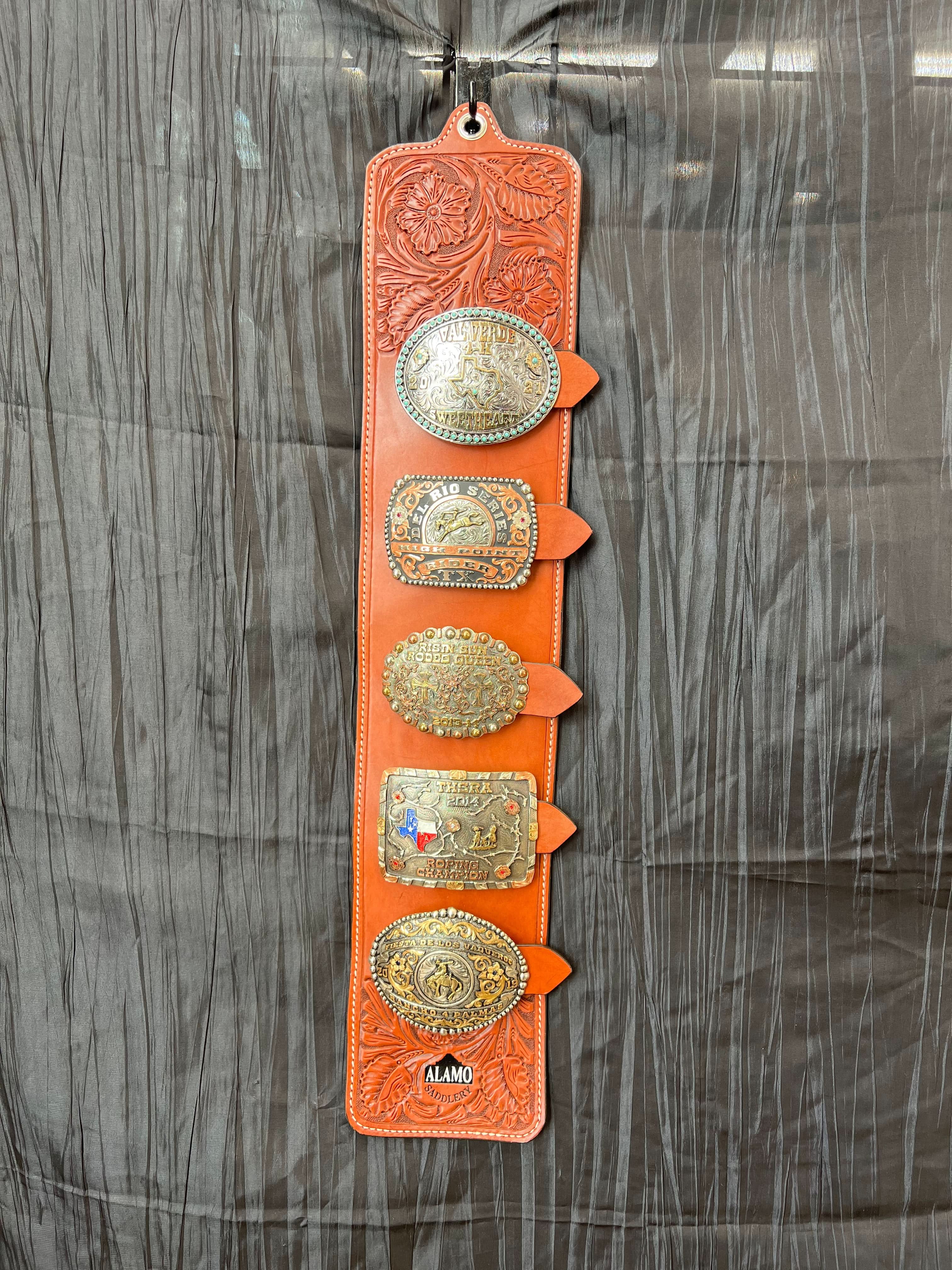 Toast Wild Rose buckle holder