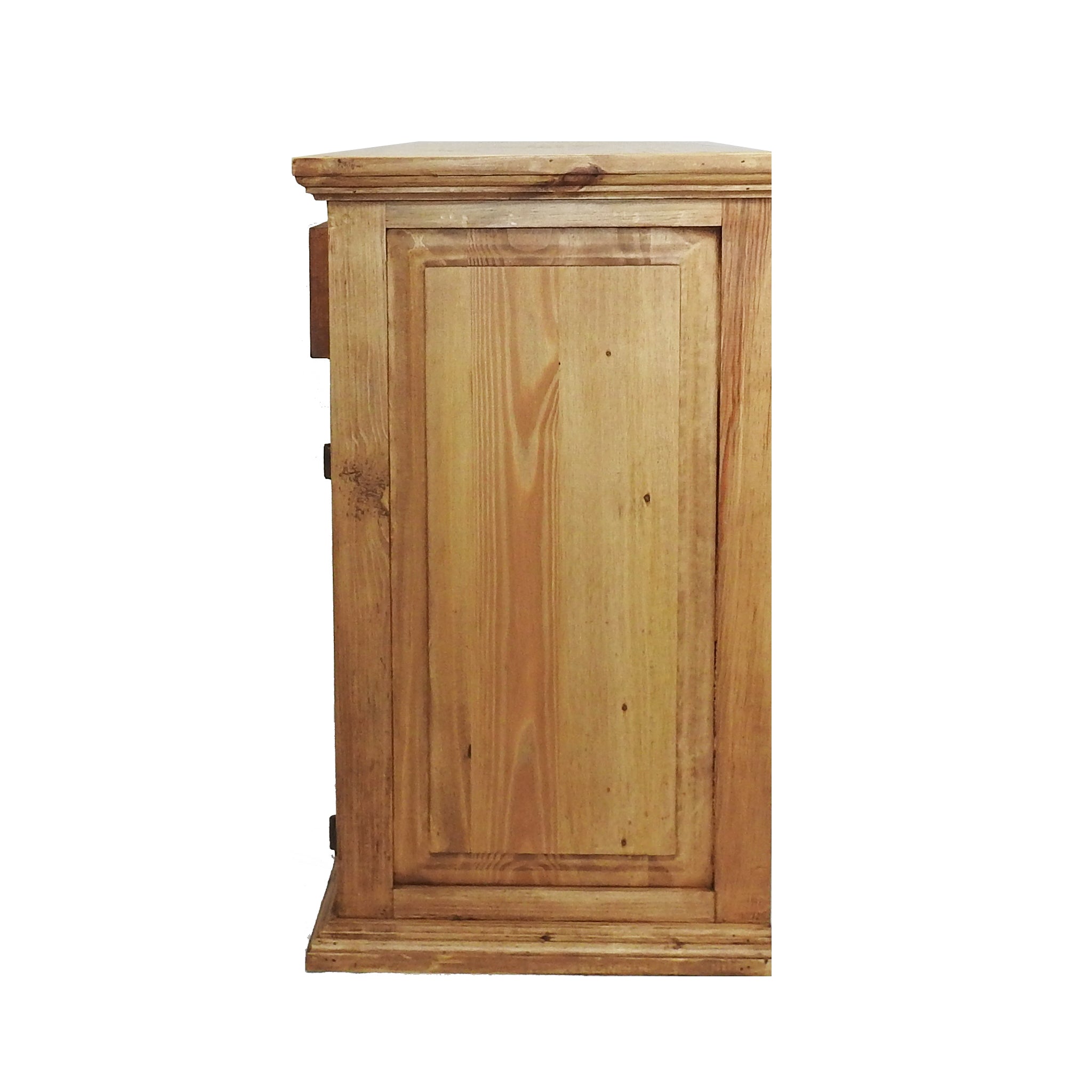 Traditional Medium Rustic Buffet