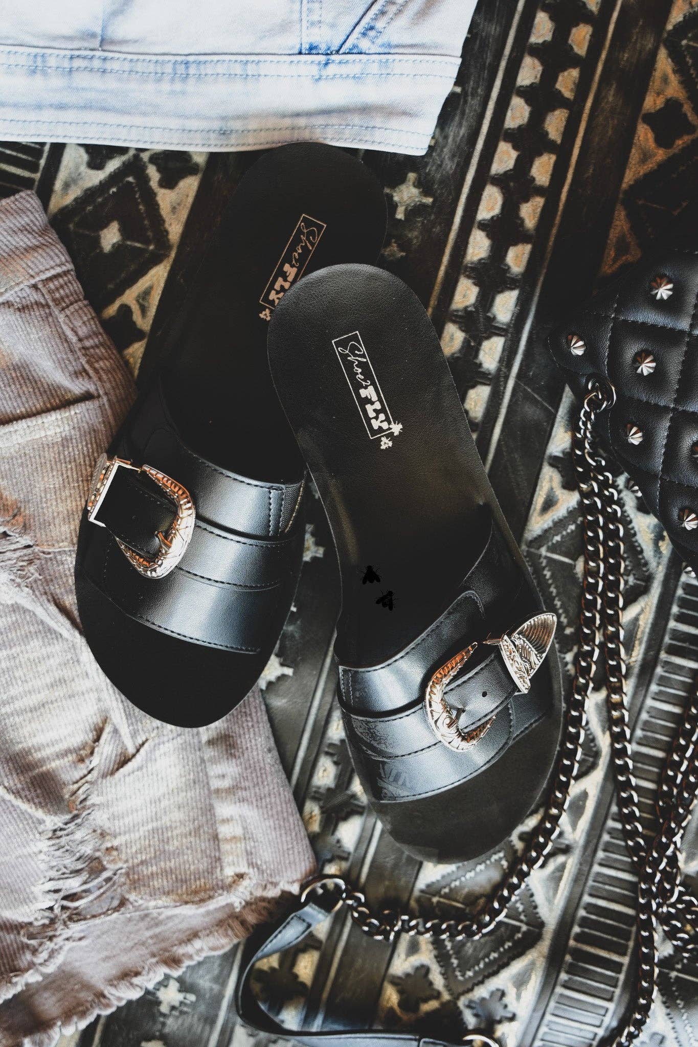 SLICK & SLIDES