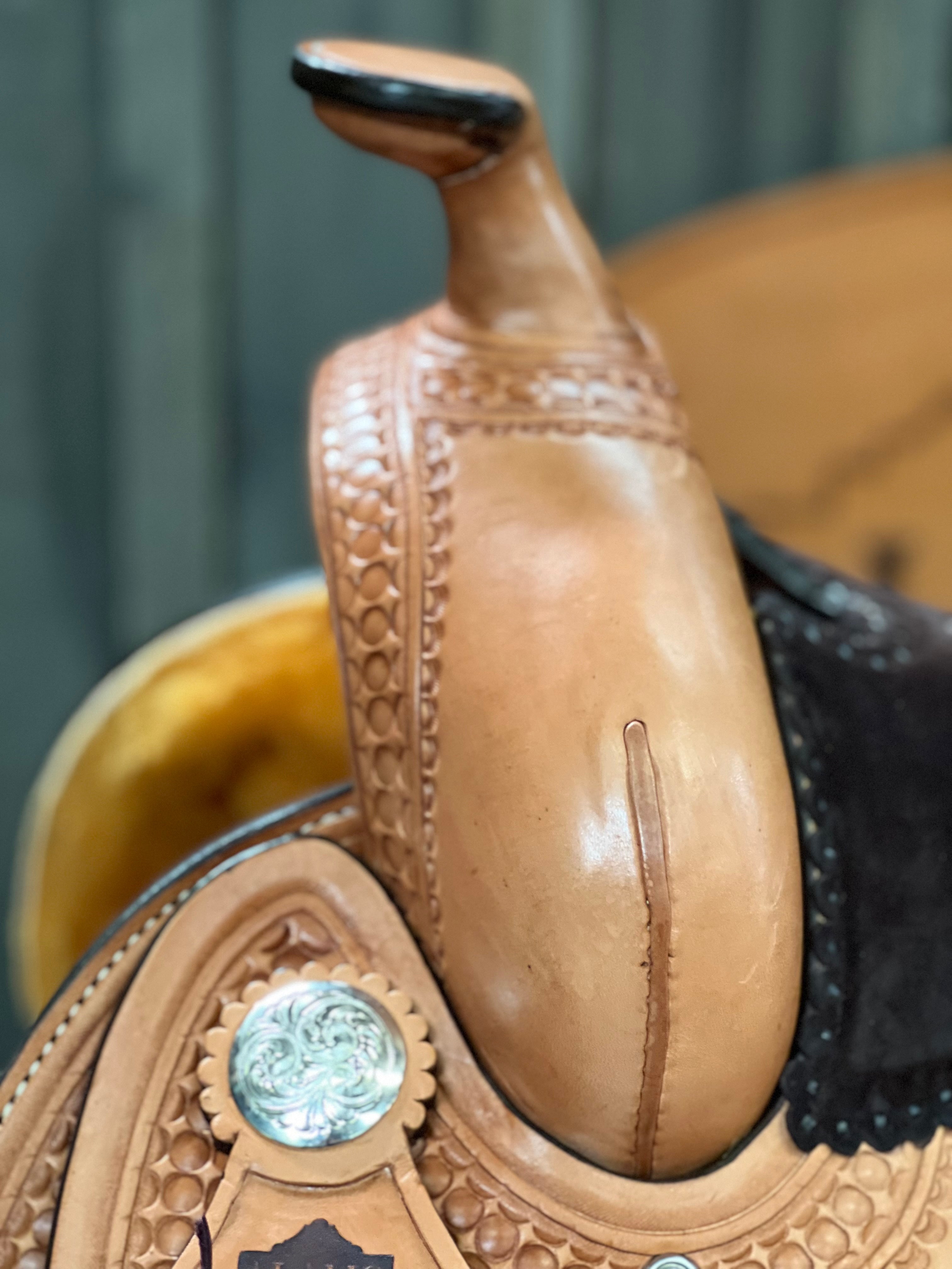 15" 1220 Reiner Saddle