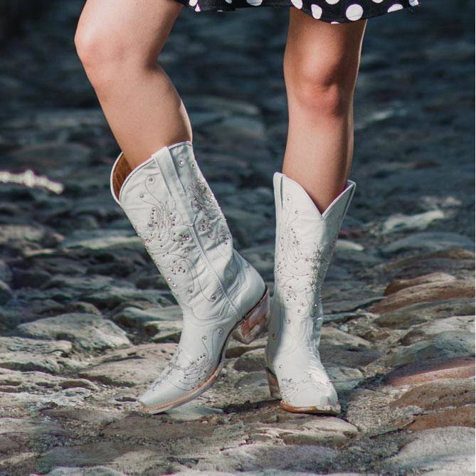 White Rhinestone Cowgirl Women's Boots (Wedding Cowgirl Boots)