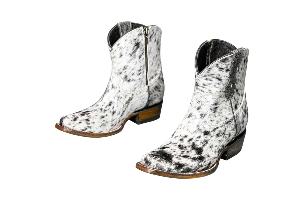 The Loretta Cowhide Boots - Size 6 US