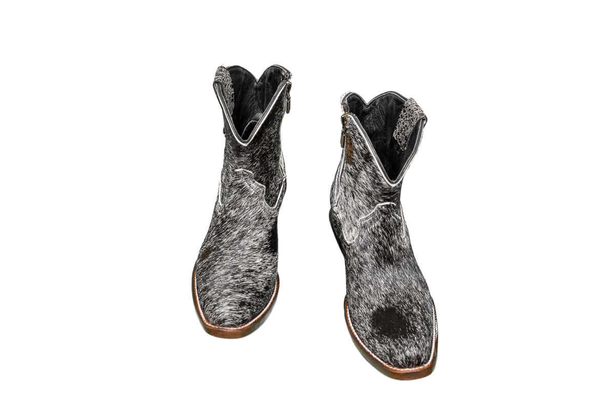 The Loretta Cowhide Boots - Size 6 US