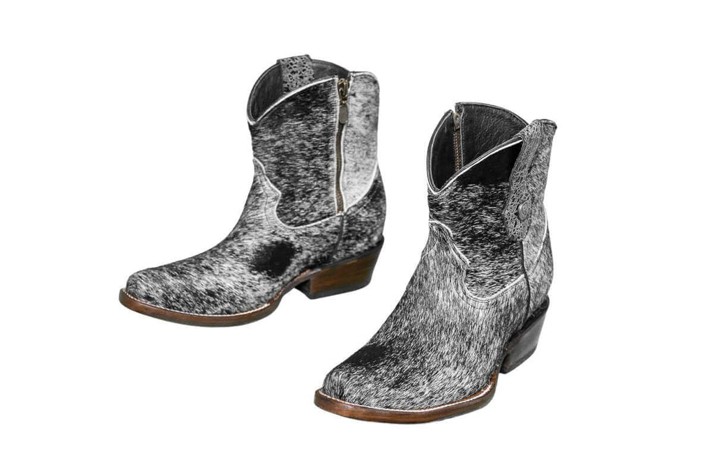The Loretta Cowhide Boots - Size 6 US